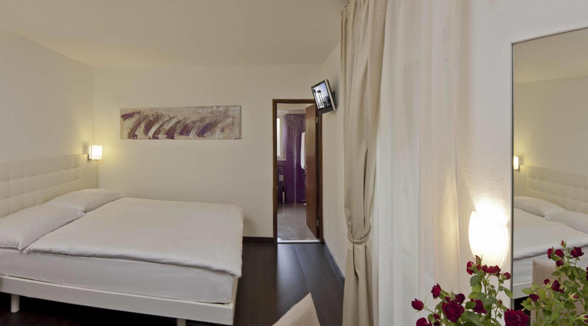Hotel America Locarno Exterior photo